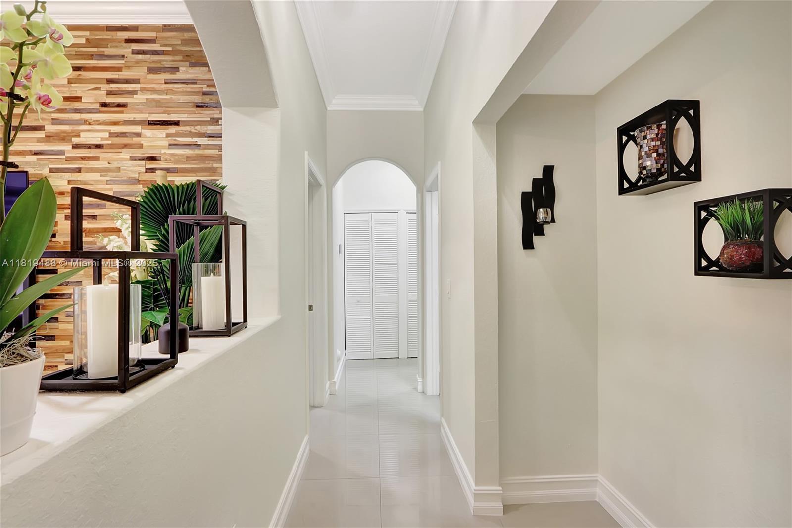 8902 NW 178th Ln, Hialeah, Florida image 19
