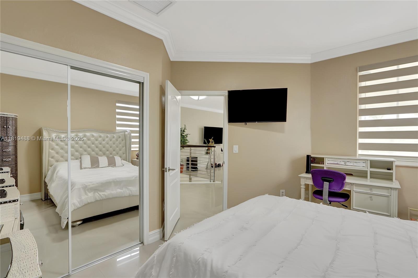 8902 NW 178th Ln, Hialeah, Florida image 39