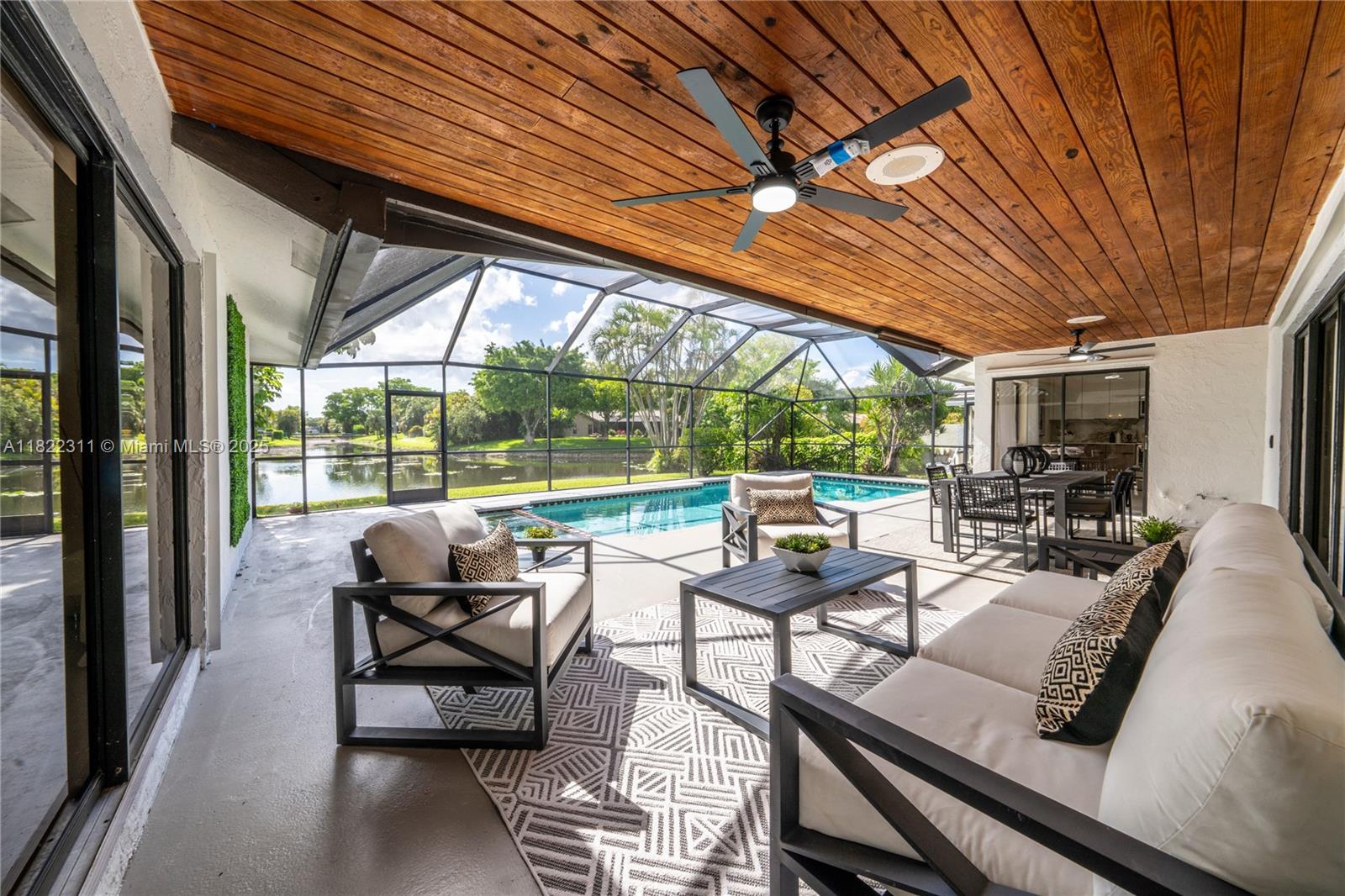 2019 NW 108th Ln, Coral Springs, Florida image 10
