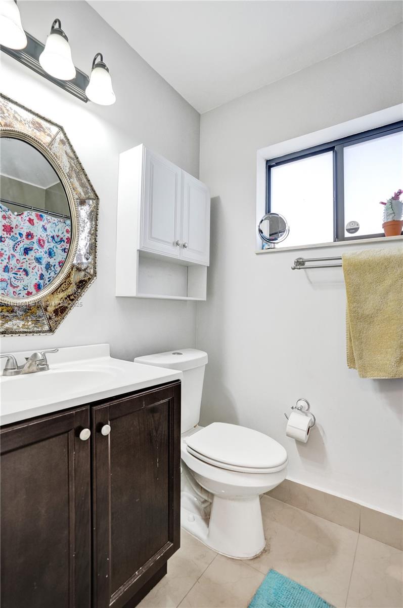 1911 Dewey St, Hollywood, Florida image 10