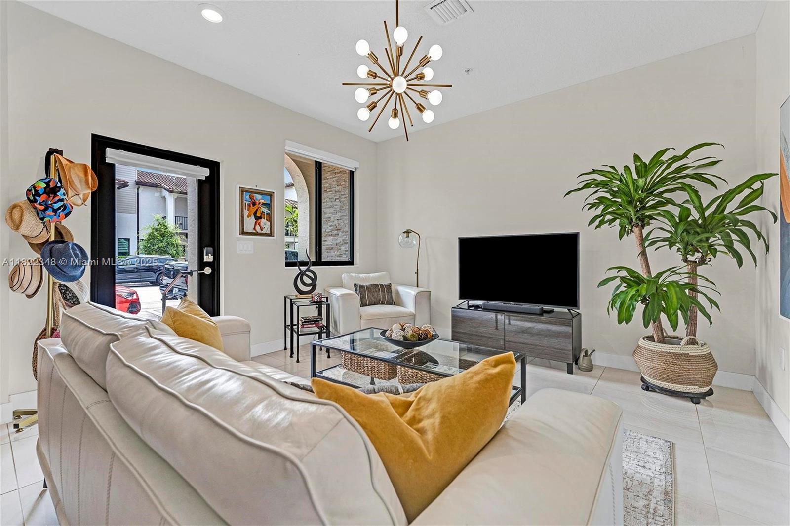 4690 NW 84th Ave, Doral, Florida image 8