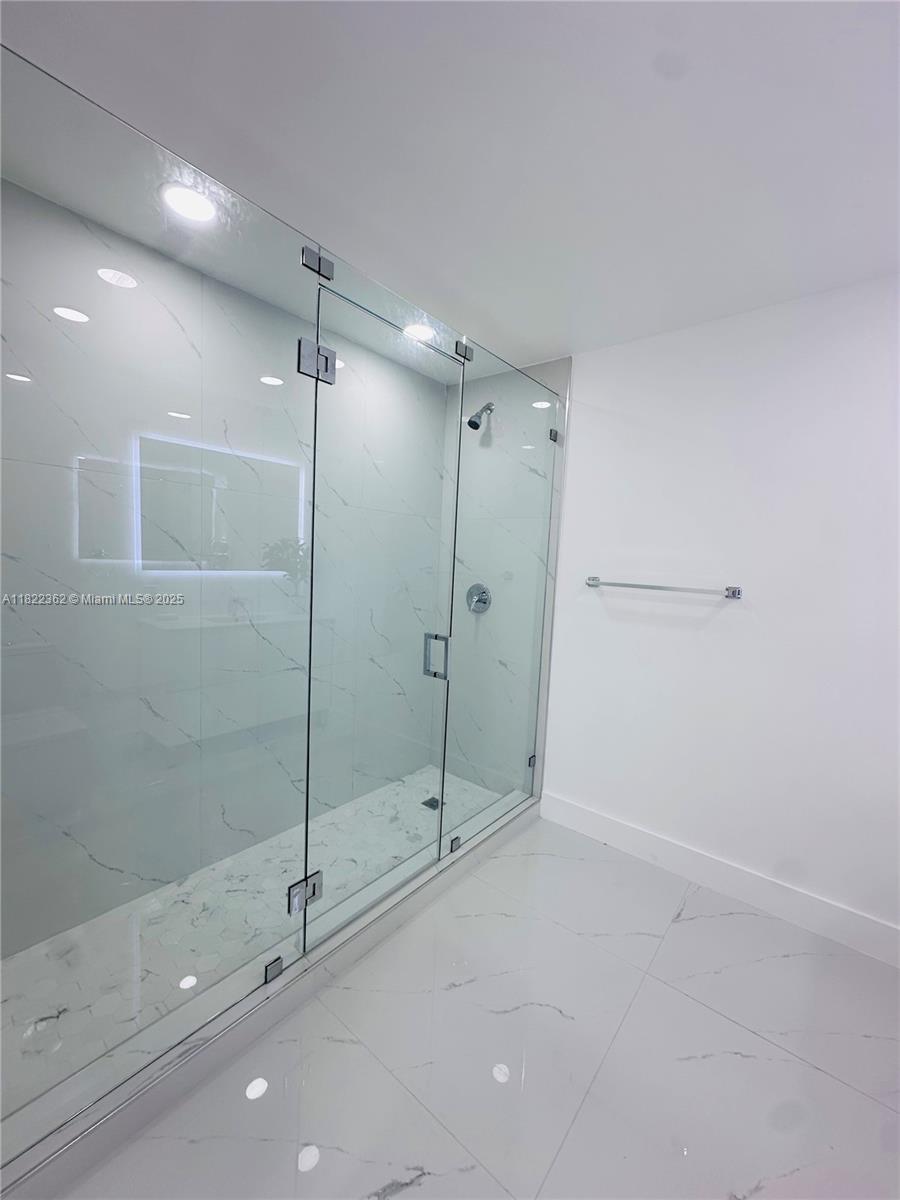 82 E 16th St, Hialeah, Florida image 25