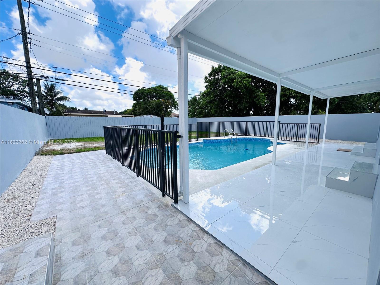 82 E 16th St, Hialeah, Florida image 29