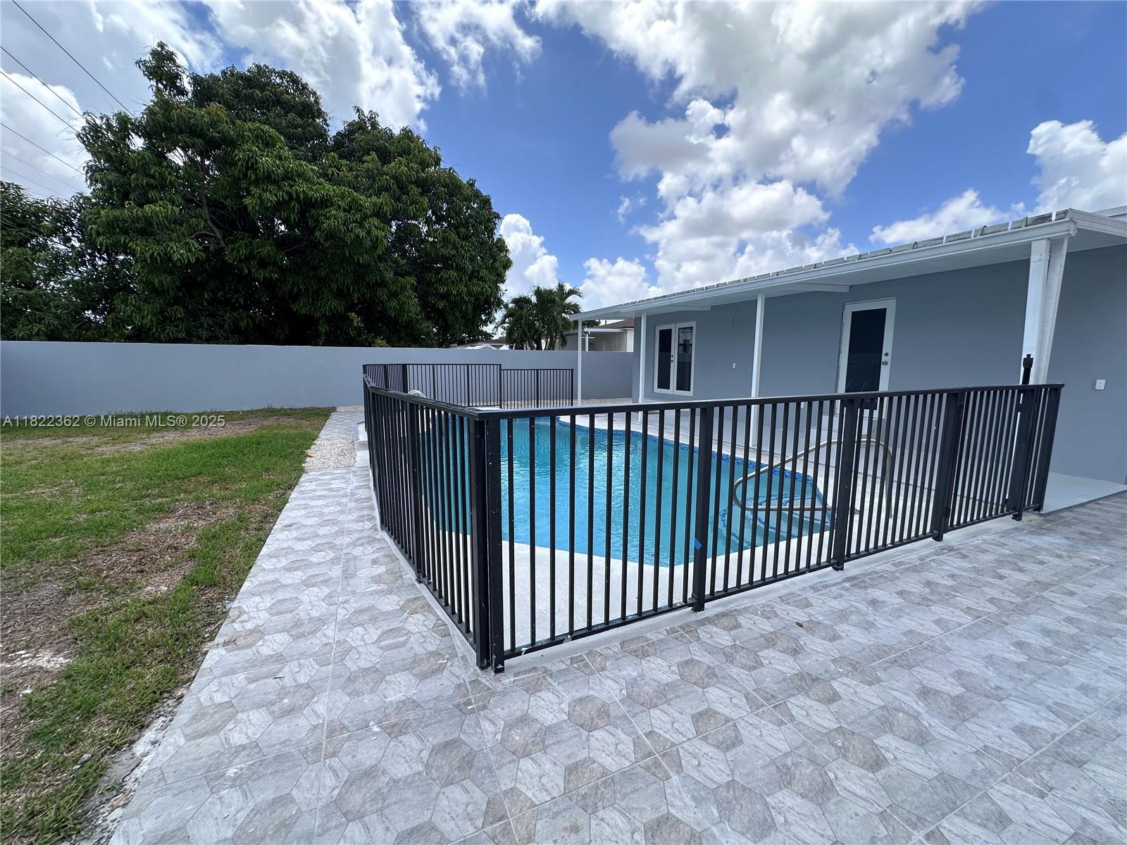 82 E 16th St, Hialeah, Florida image 31