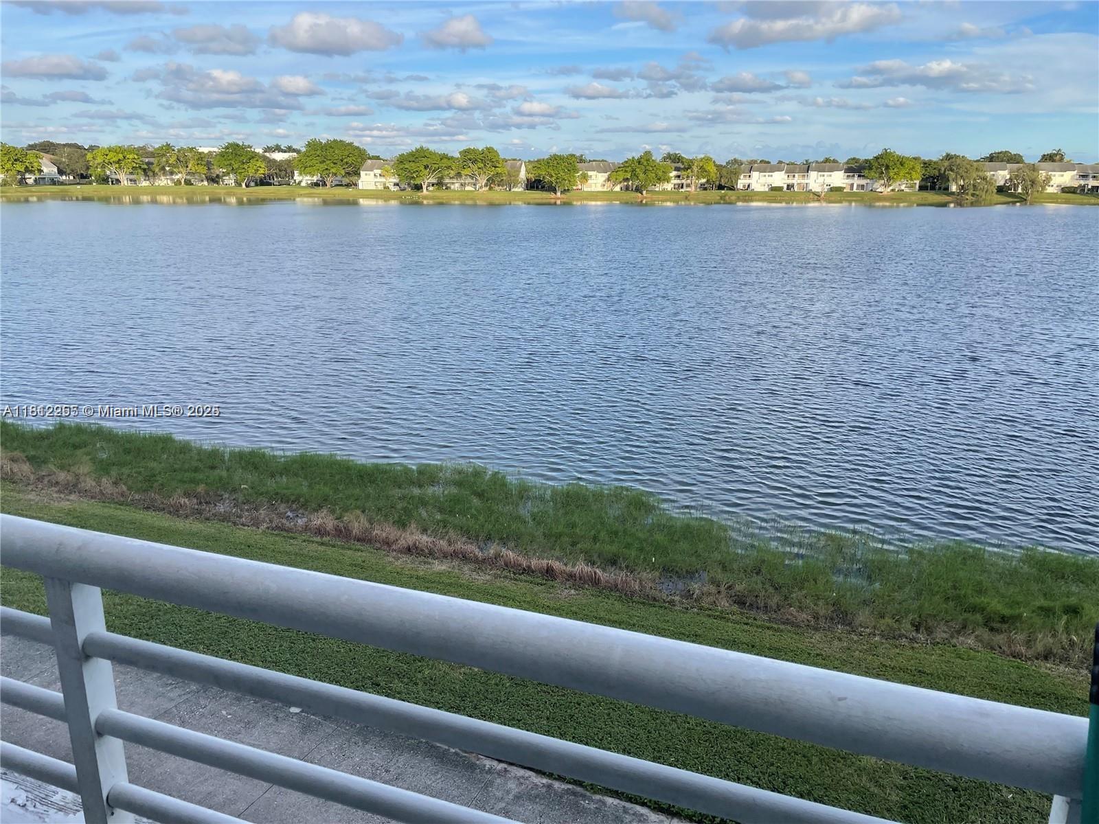 3401 NW 44th St #201, Oakland Park, Florida image 12