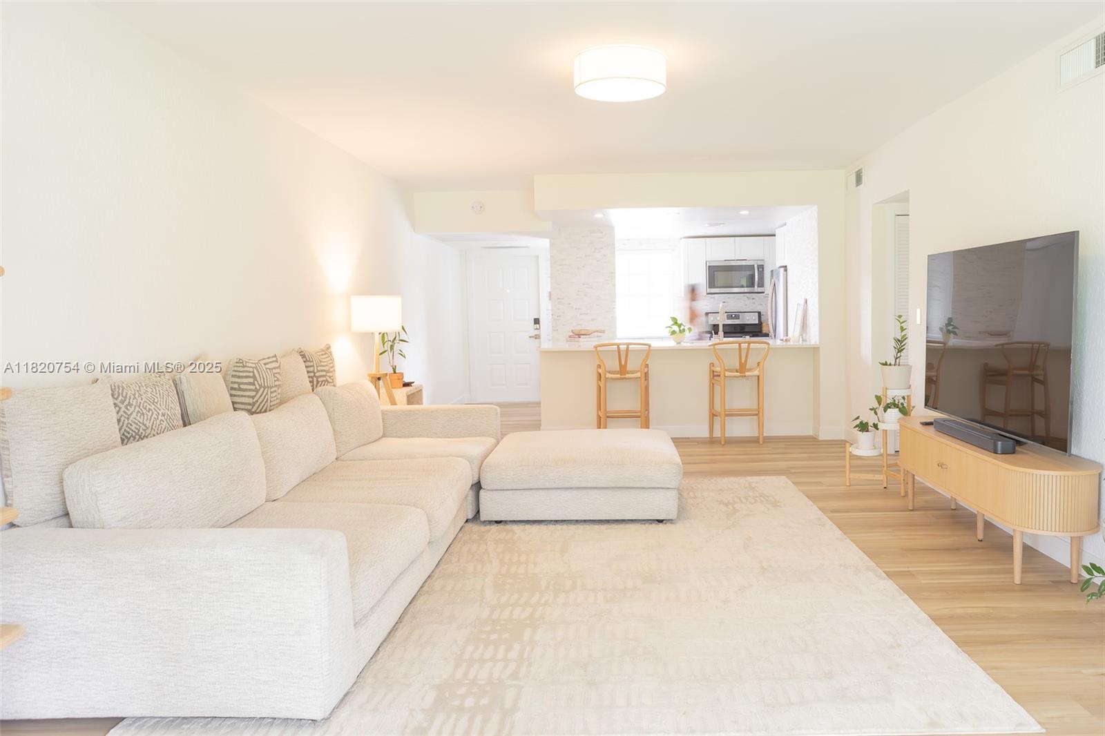 Residential, Pompano Beach, Florida image 1