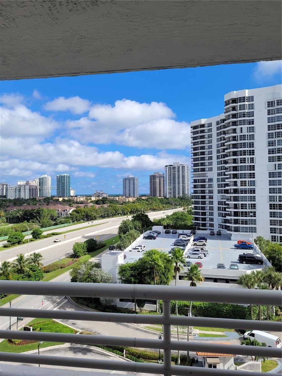 3300 NE 192nd St #1008, Aventura, Florida image 1