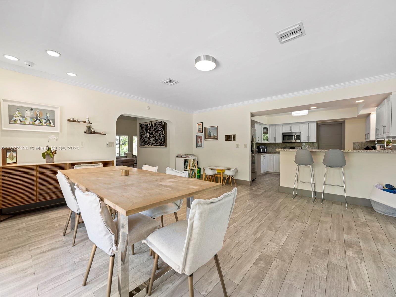 811 Trascoro Ave, Coral Gables, Florida image 12