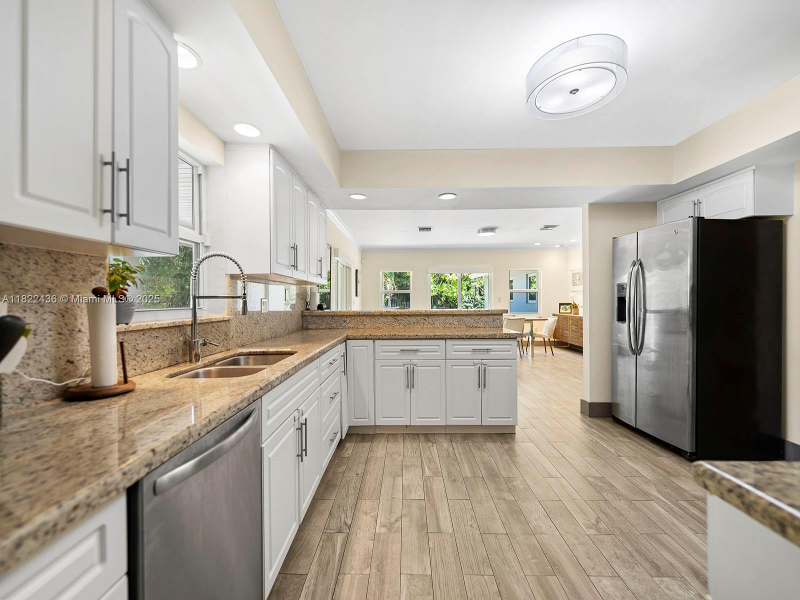 811 Trascoro Ave, Coral Gables, Florida image 16