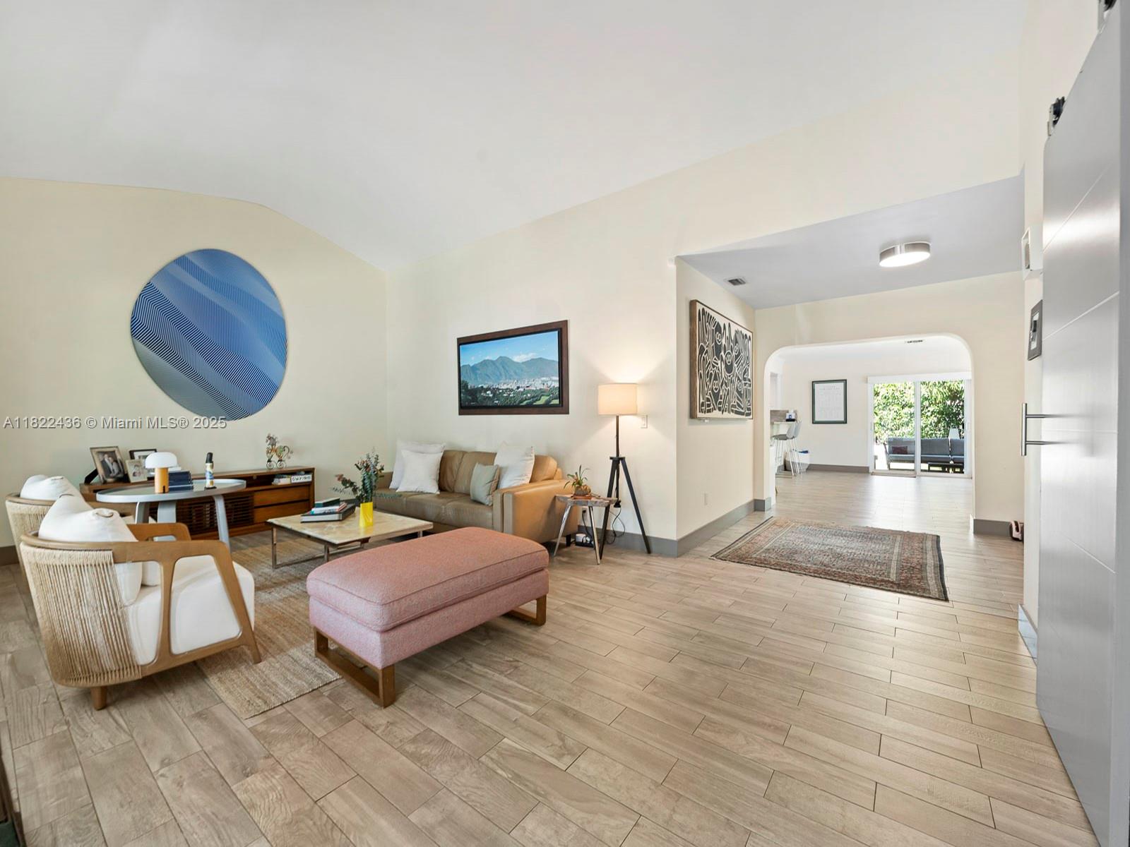 811 Trascoro Ave, Coral Gables, Florida image 7