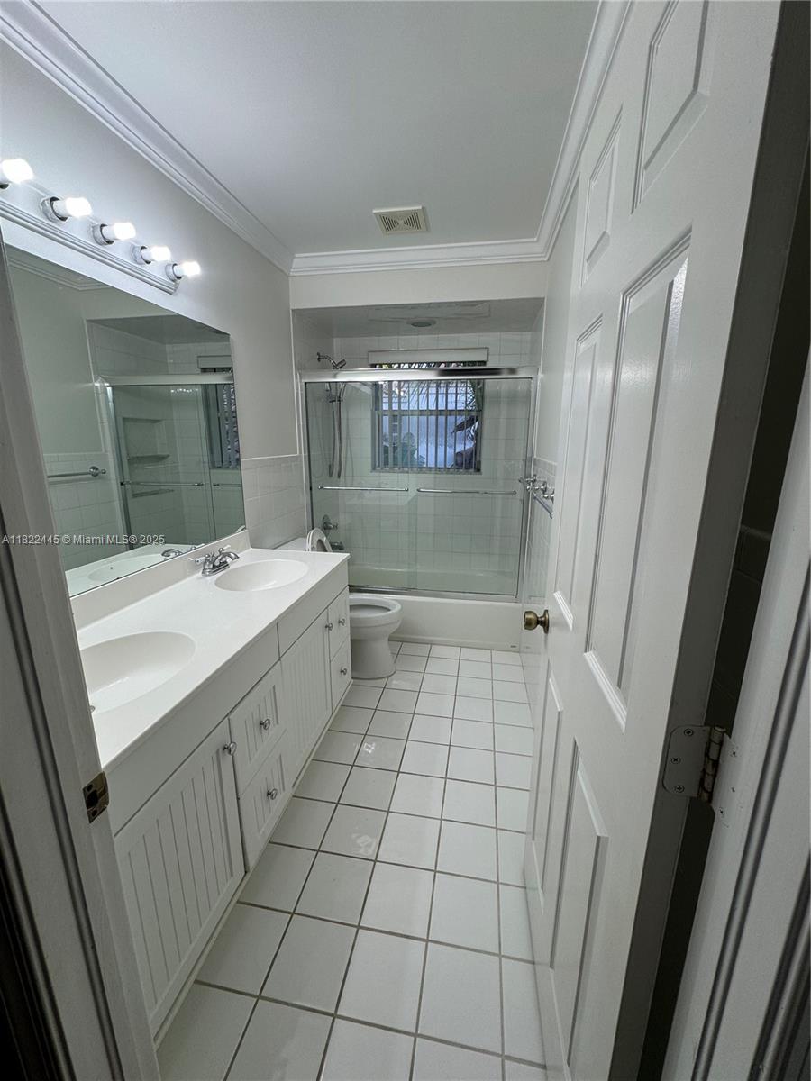 1110 NW 108th Ave, Plantation, Florida image 14