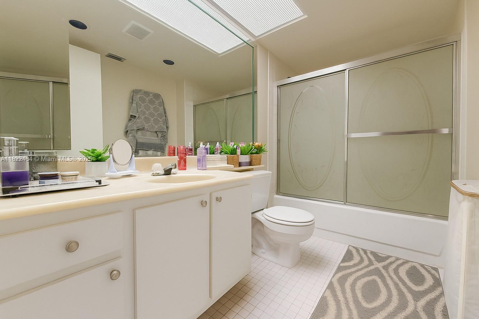 12500 SW 5th Ct #112M, Pembroke Pines, Florida image 10