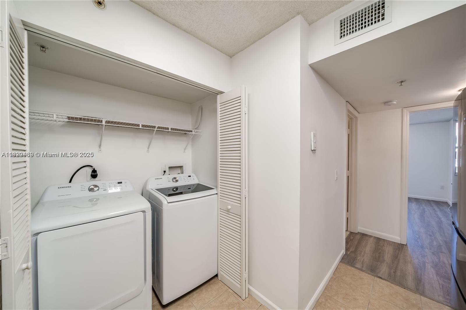 2711 Ocean Club Blvd #207, Hollywood, Florida image 6