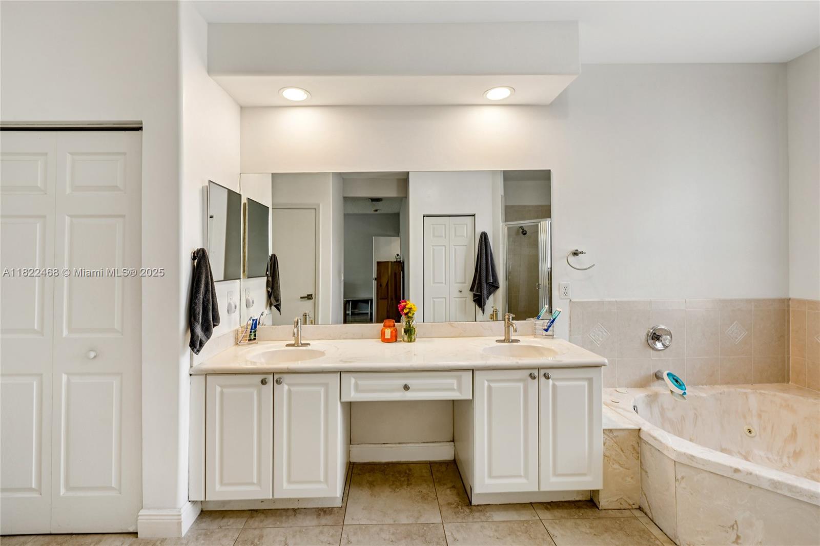 1745 NW 77th Ave, Pembroke Pines, Florida image 35