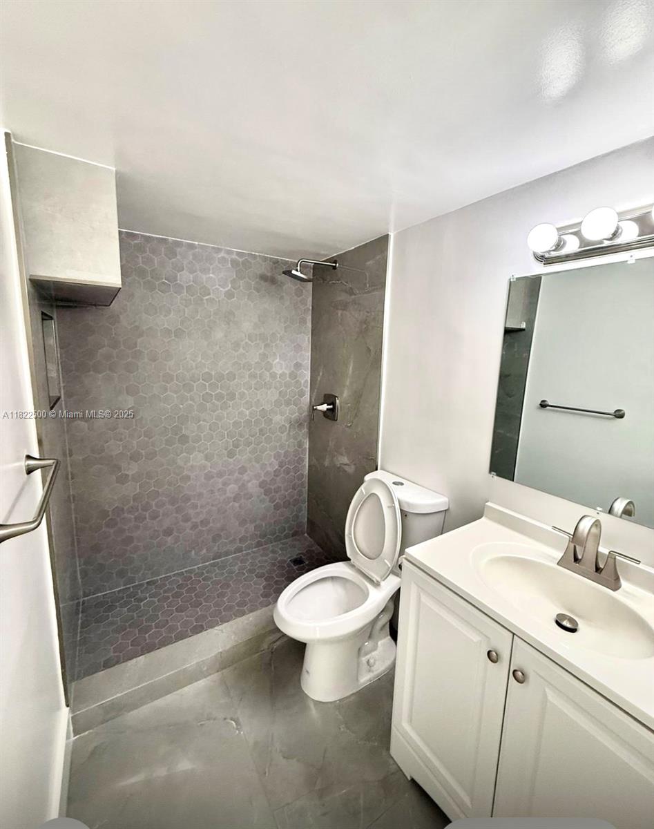 16909 N Bay Rd #116, Sunny Isles Beach, Florida image 13