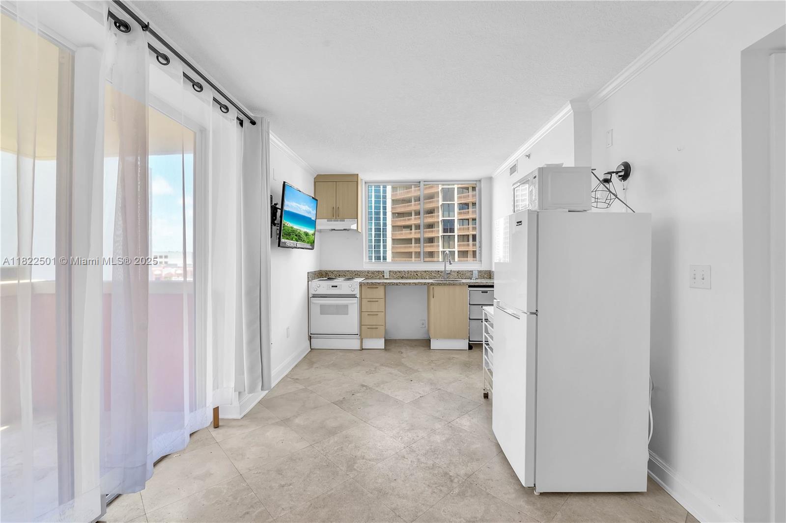 2951 S Bayshore Dr #1017, Miami FL 33133