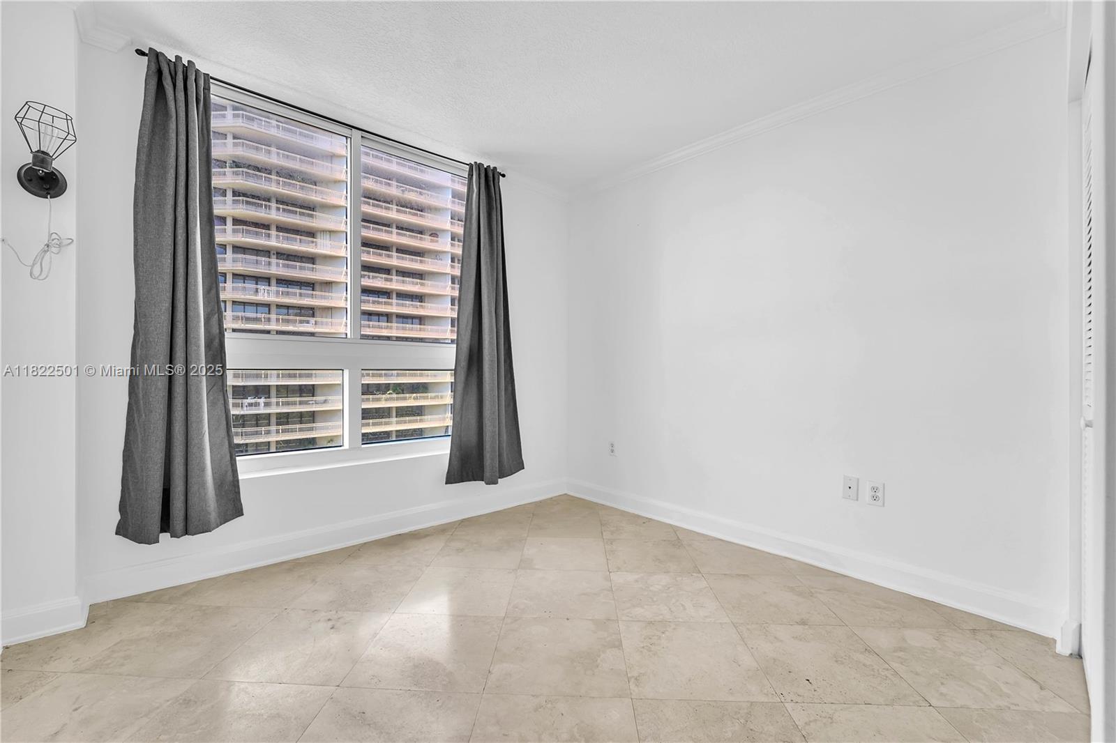 2951 S Bayshore Dr #1017, Miami FL 33133