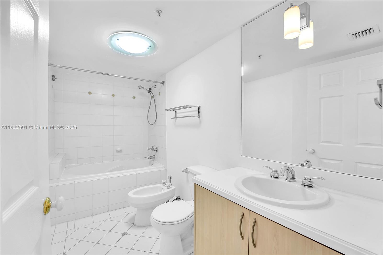 2951 S Bayshore Dr #1017, Miami FL 33133