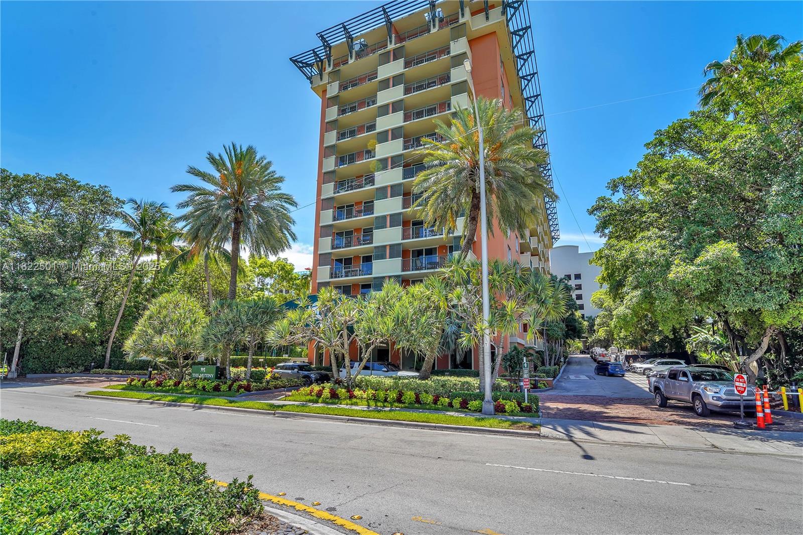 2951 S Bayshore Dr #1017, Miami FL 33133