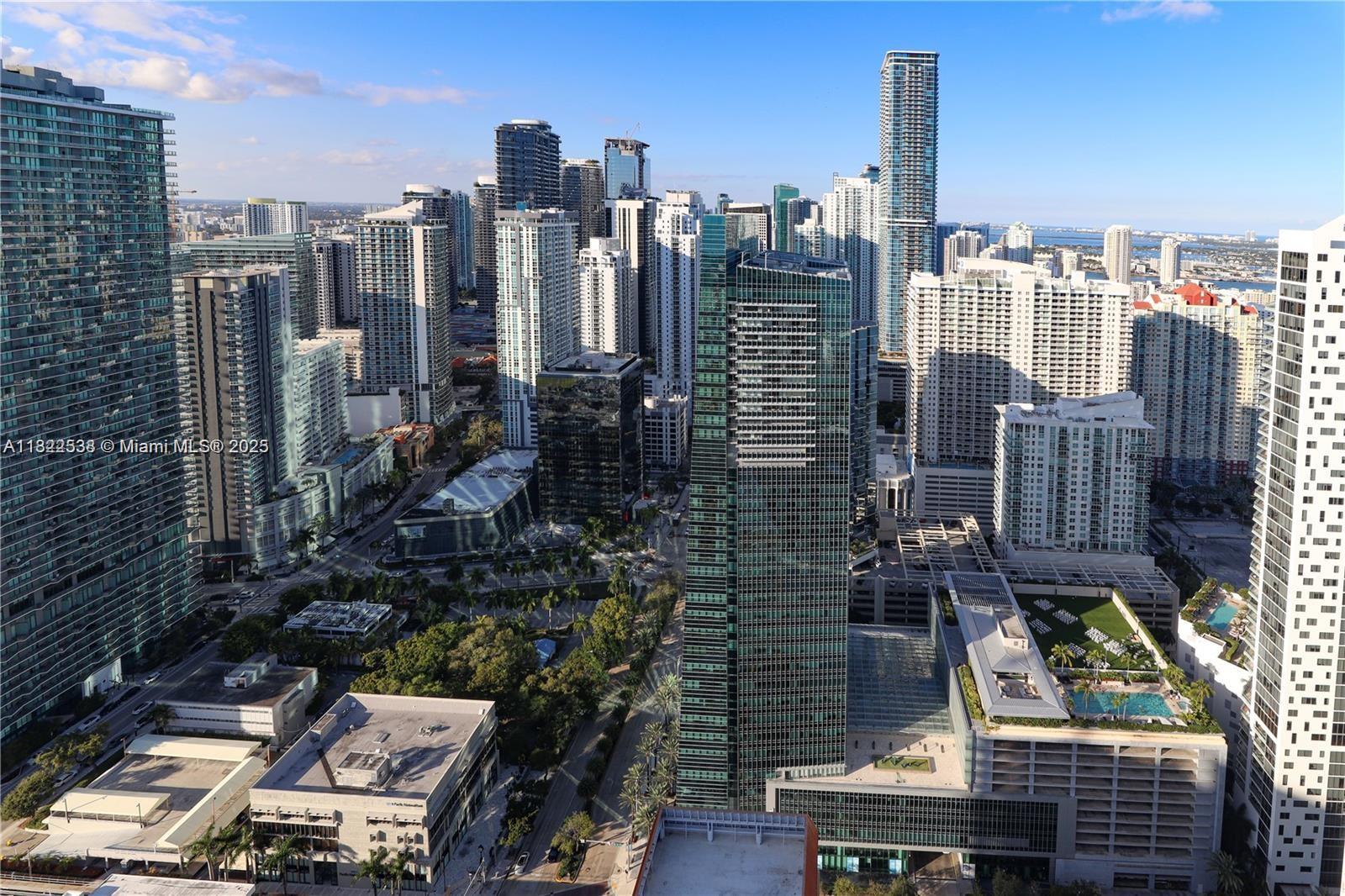 1425 Brickell Ave #48C, Miami, Florida image 13