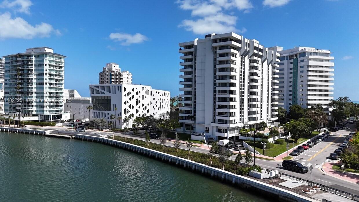 3250 Indian Creek Drive, Miami Beach, Florida image 6