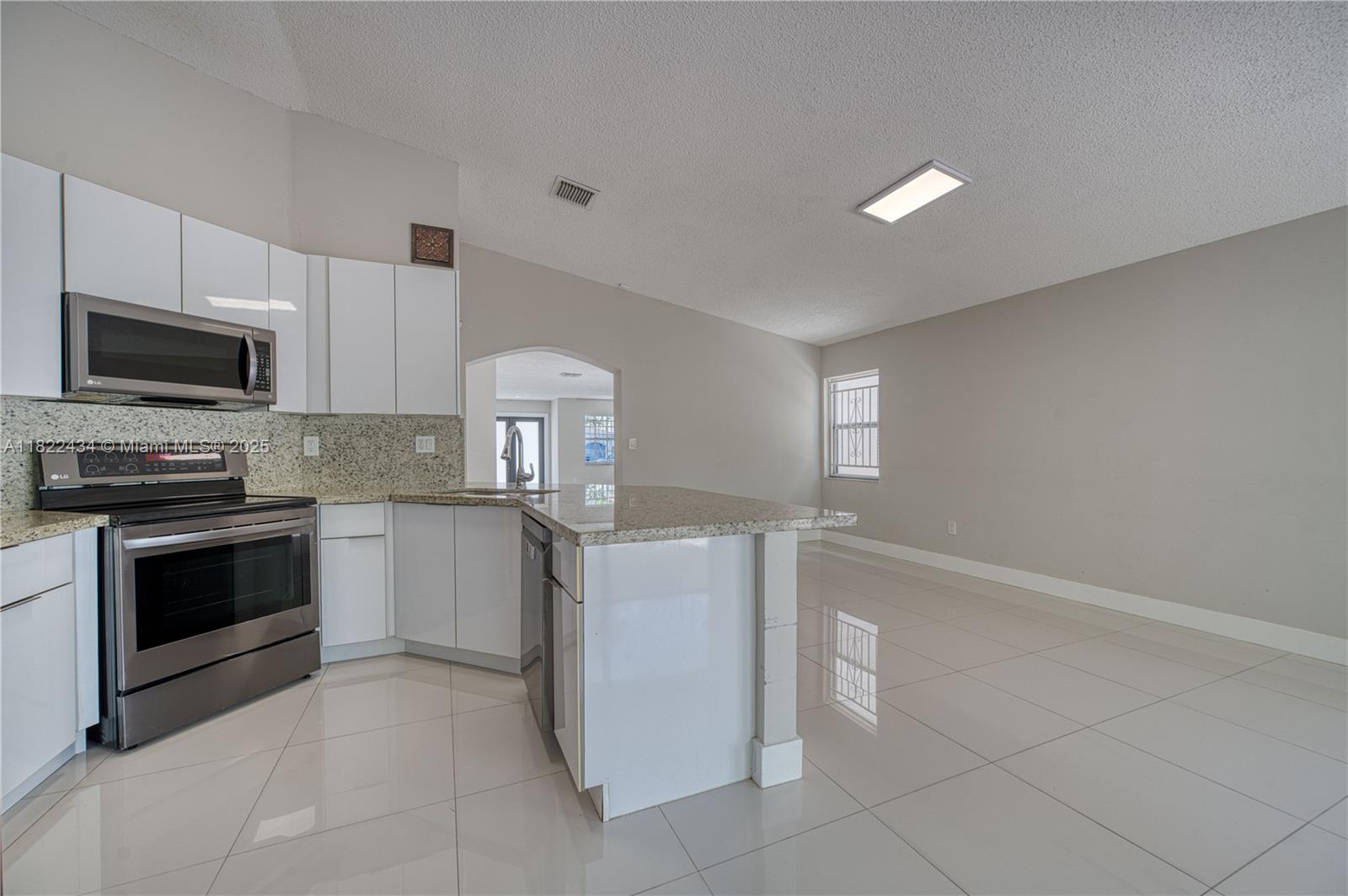 9408 SW 156th Pl, Miami, Florida image 27