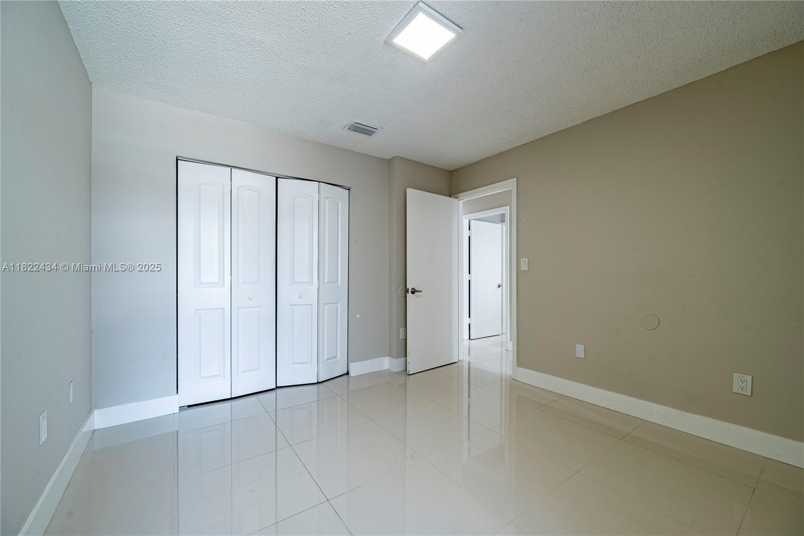 9408 SW 156th Pl, Miami, Florida image 42