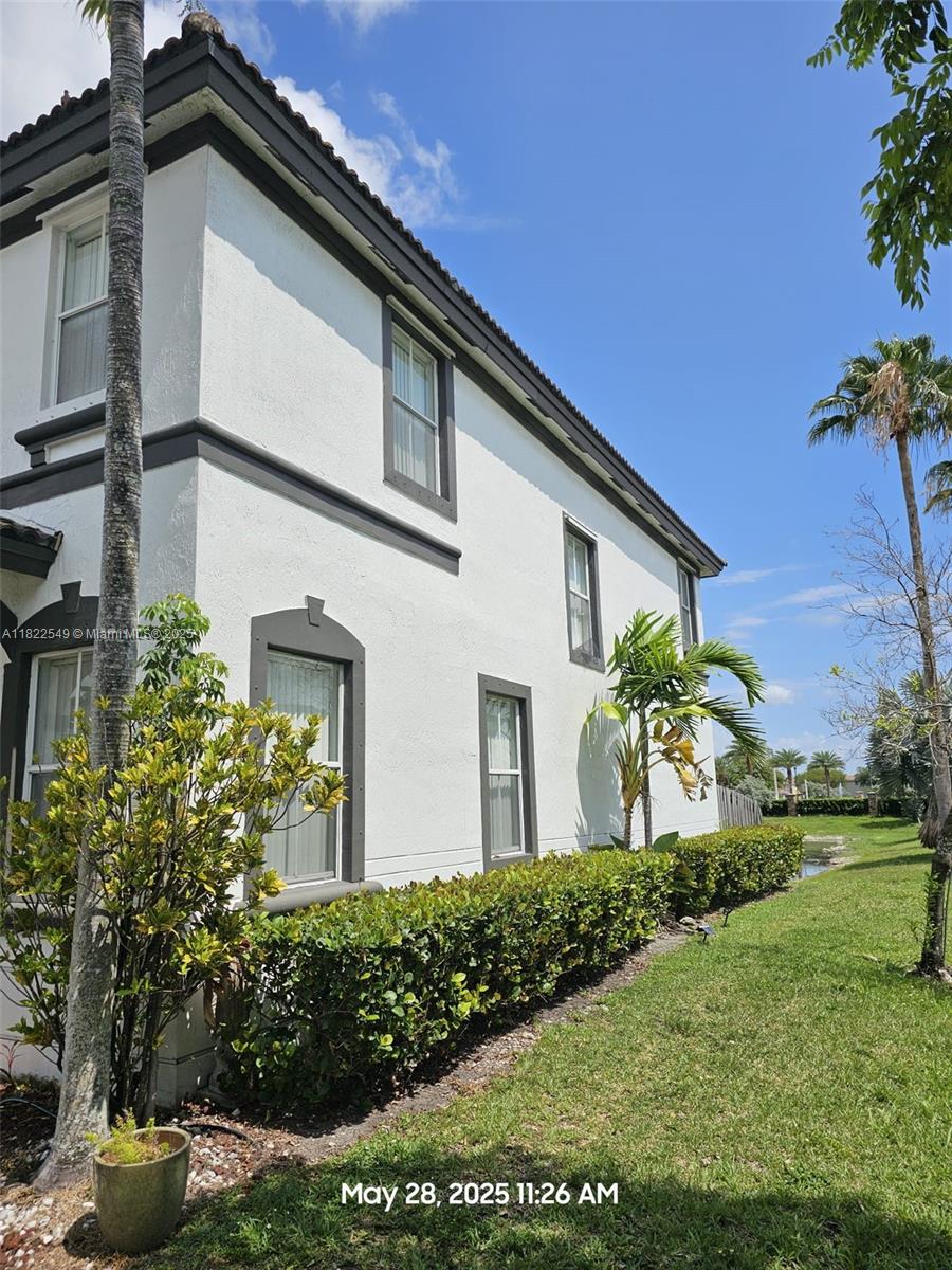 11401 NW 76th Ter, Doral, Florida image 3