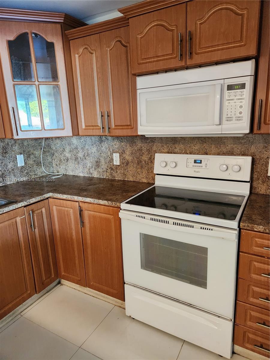 Property photo # 4