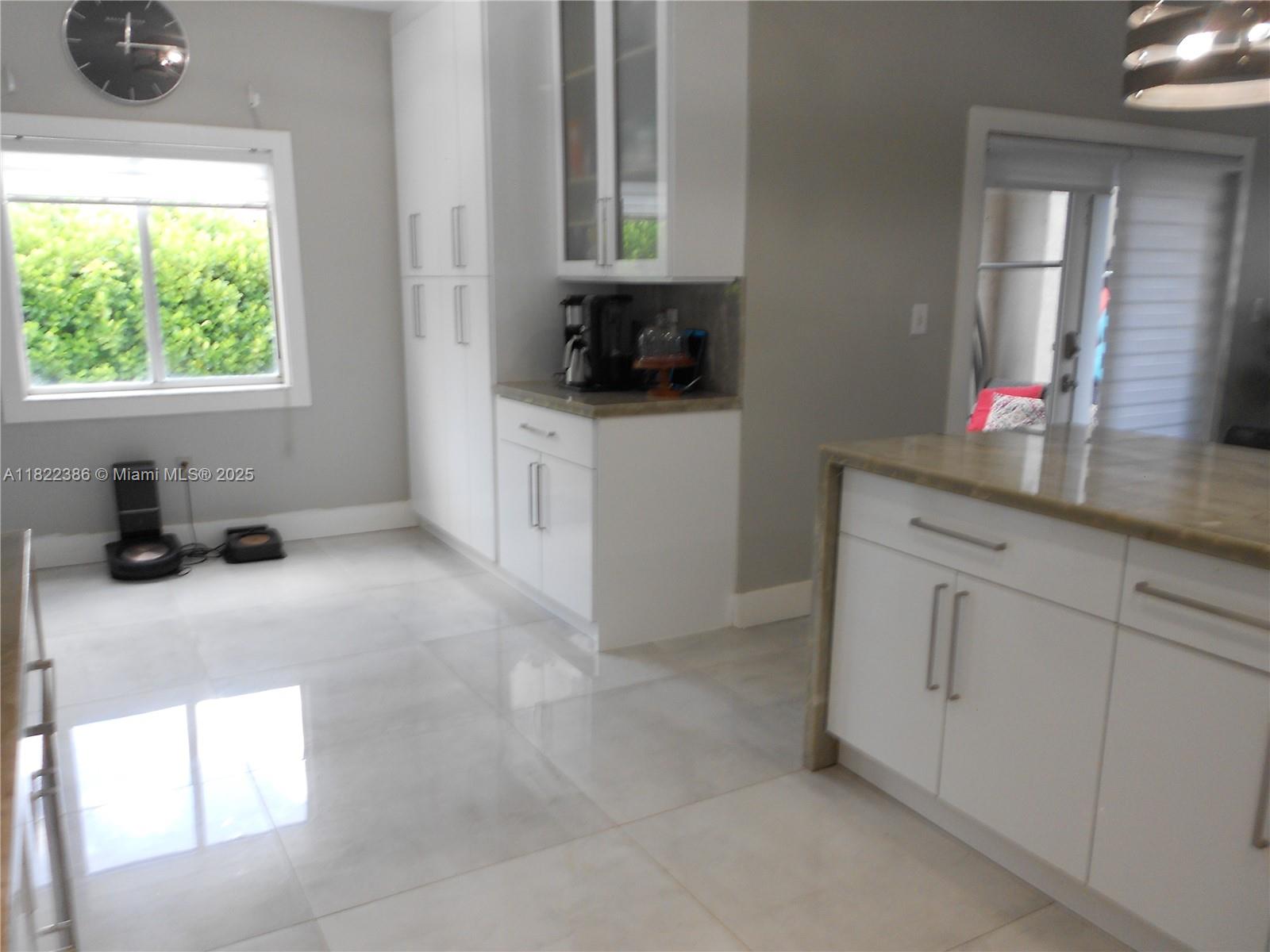 12940 SW 142nd Ter, Miami, Florida image 8