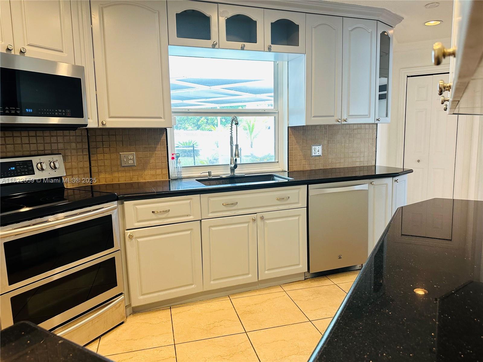 Property photo # 6