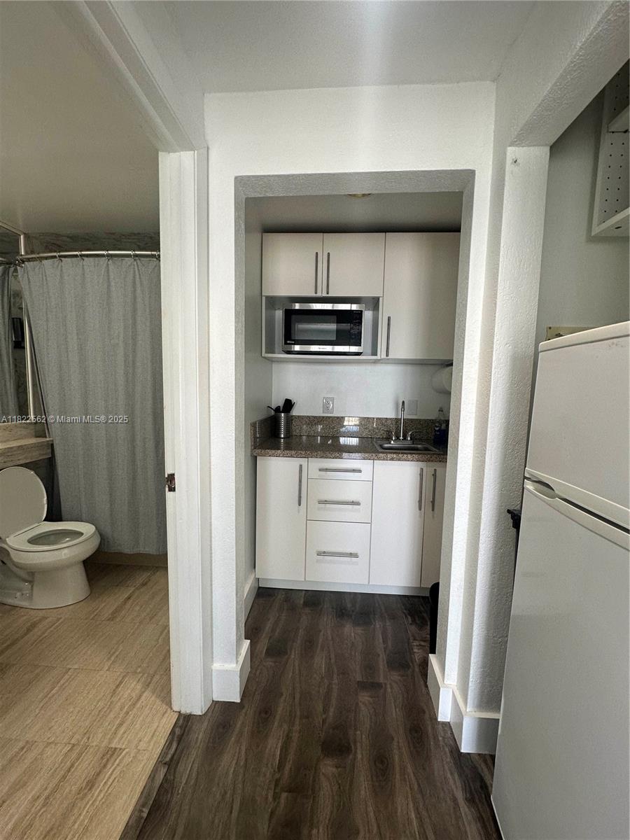Property photo # 4