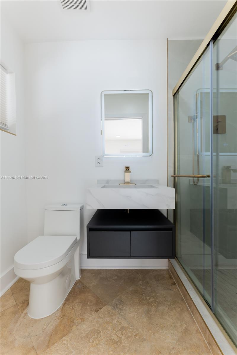 706 NW 24th St, Wilton Manors, Florida image 22