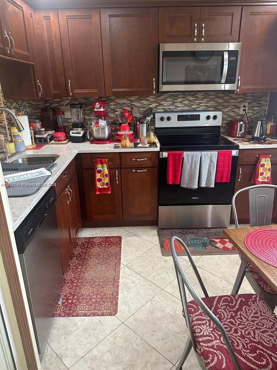 8834 W Mcnab Rd #302, Tamarac, Florida image 11