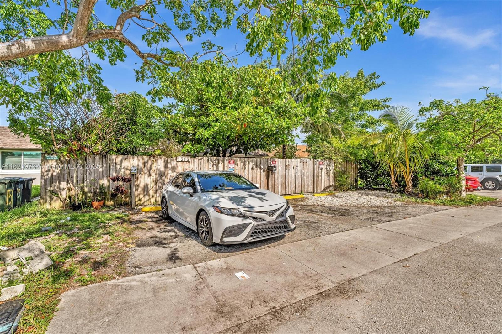 Property photo # 6