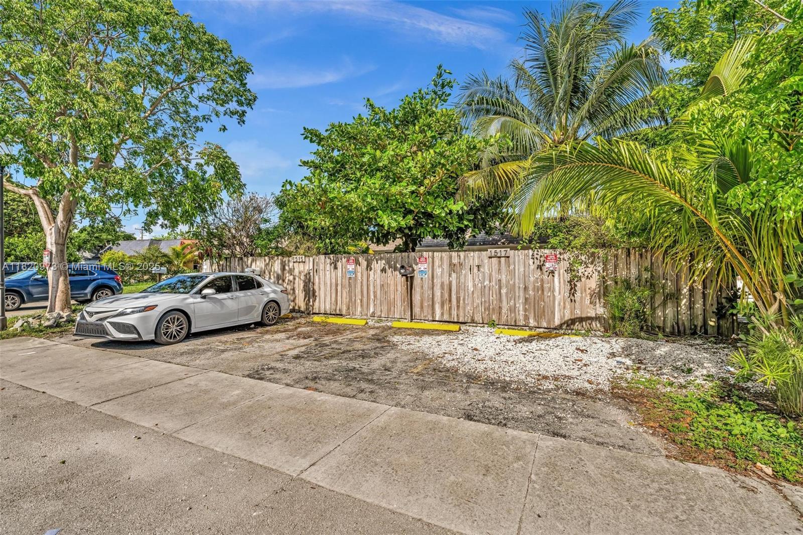 Property photo # 7