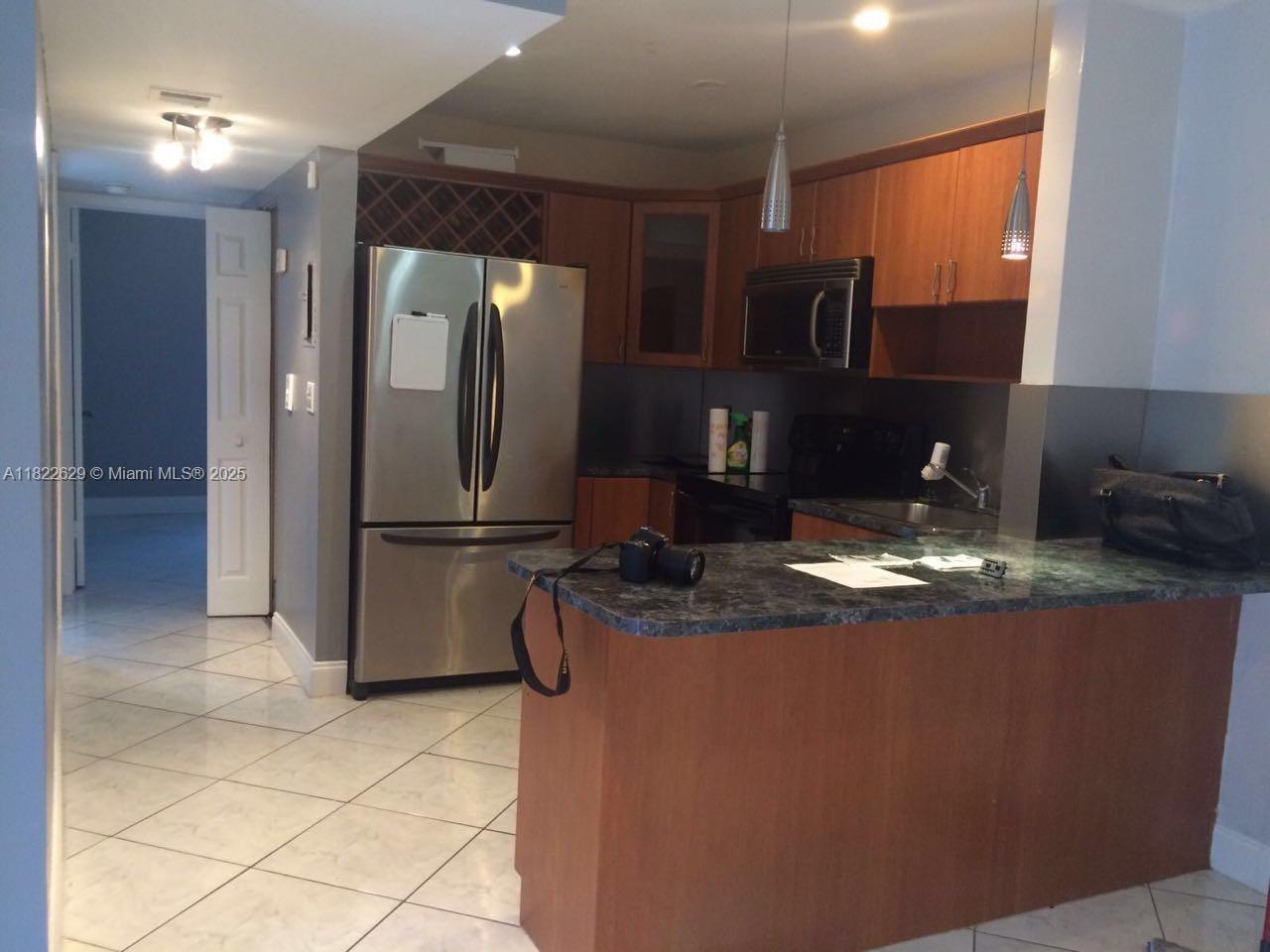 3642 NE 171st St #208, North Miami Beach, Florida image 2