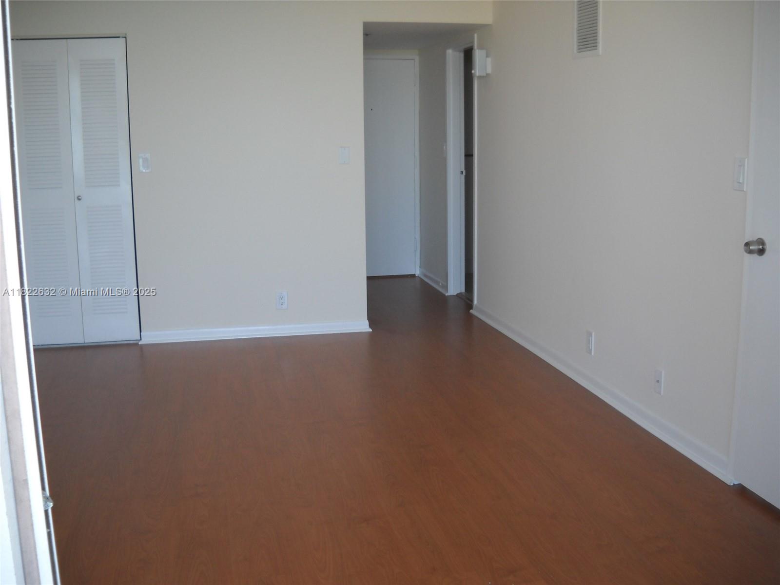 7601 E Treasure Dr #2114, North Bay Village, Florida image 5