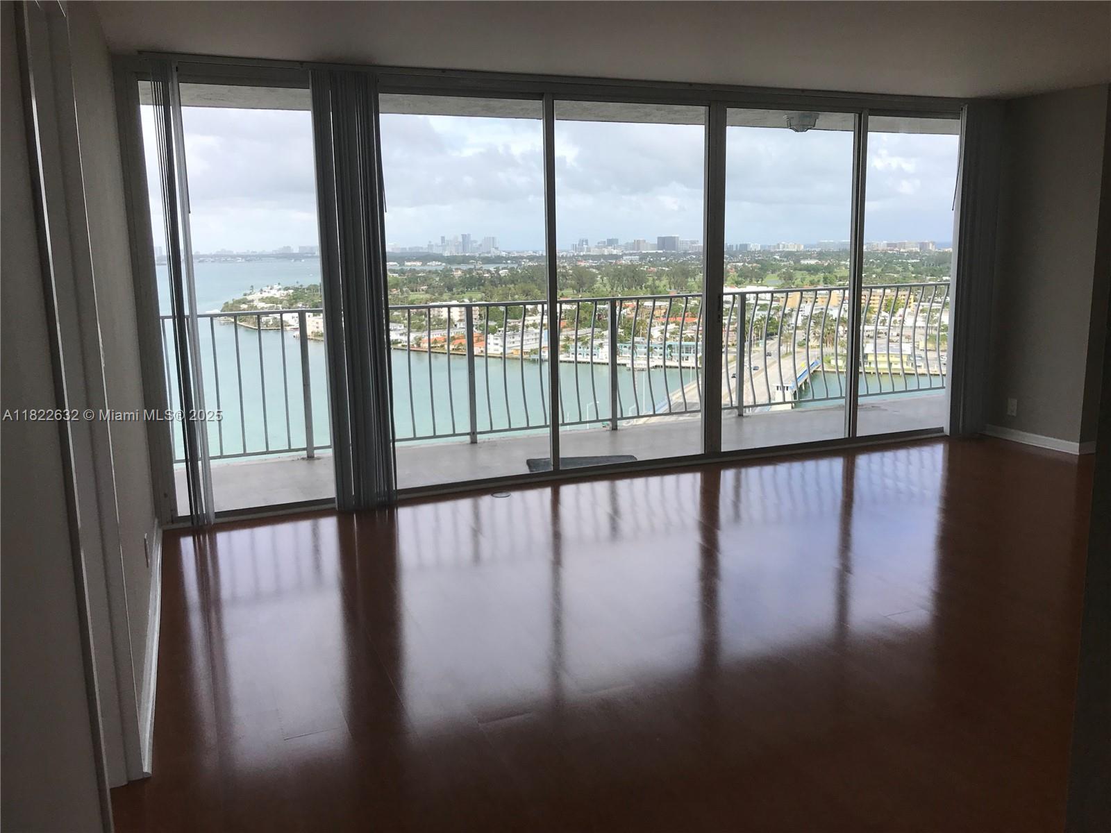 7601 E Treasure Dr #2114, North Bay Village, Florida image 6