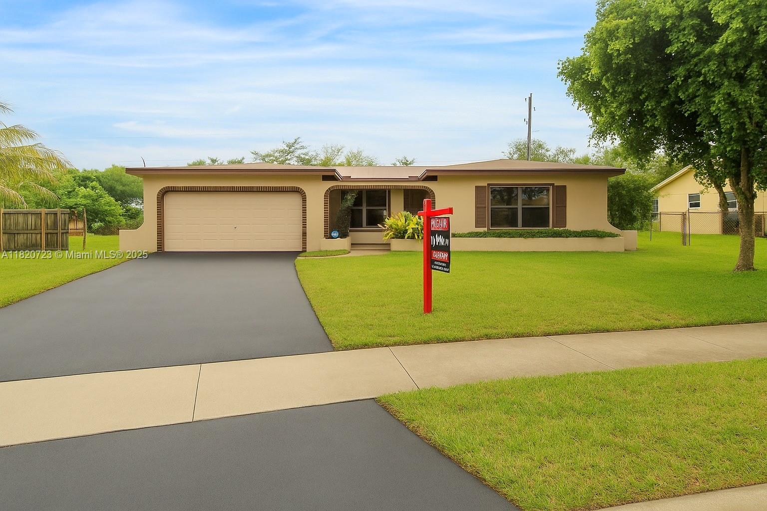 620 NW 88th Ter, Pembroke Pines, Florida image 1