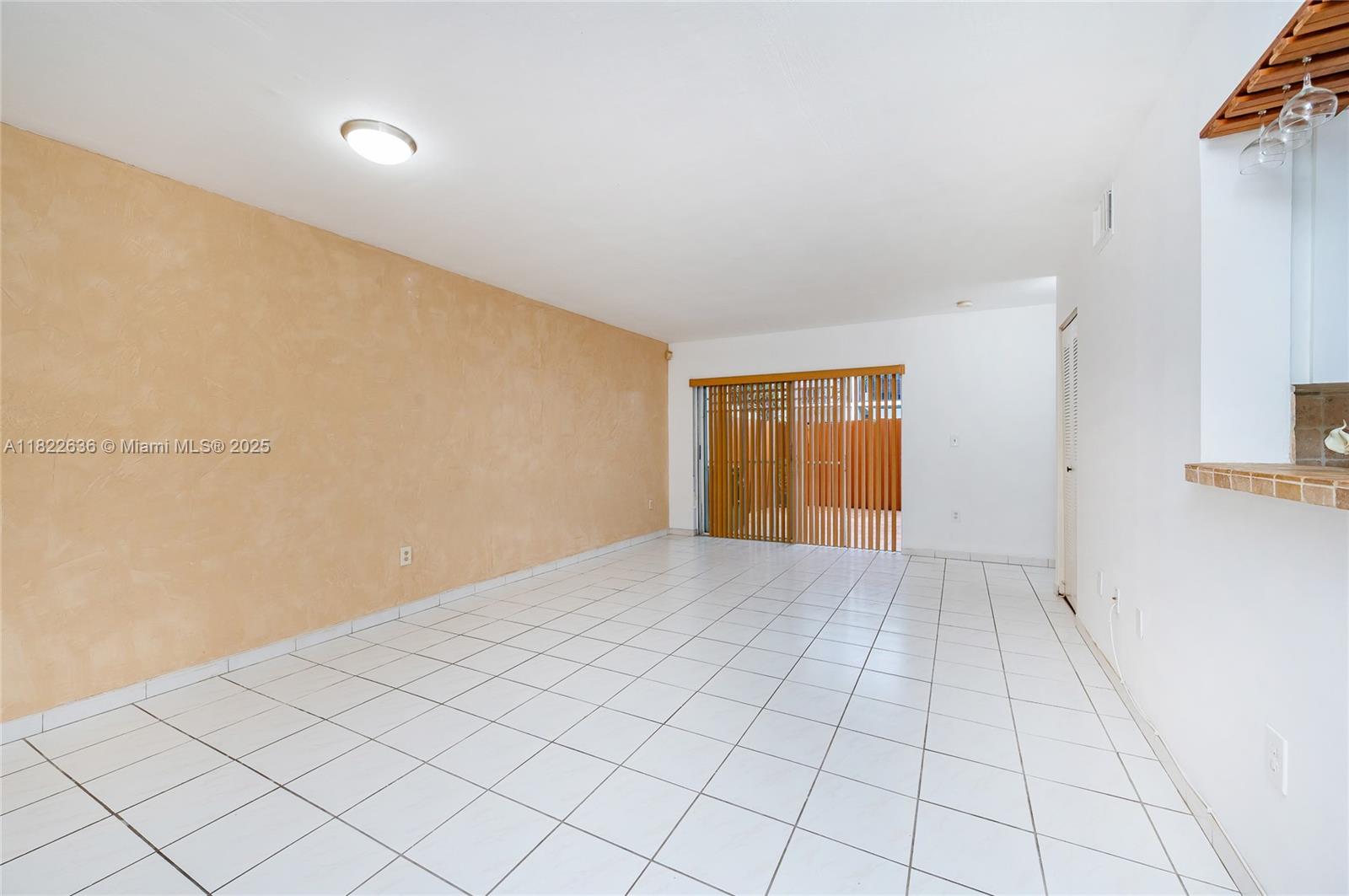 12521 NW 11th Ln #105, Miami, Florida image 12