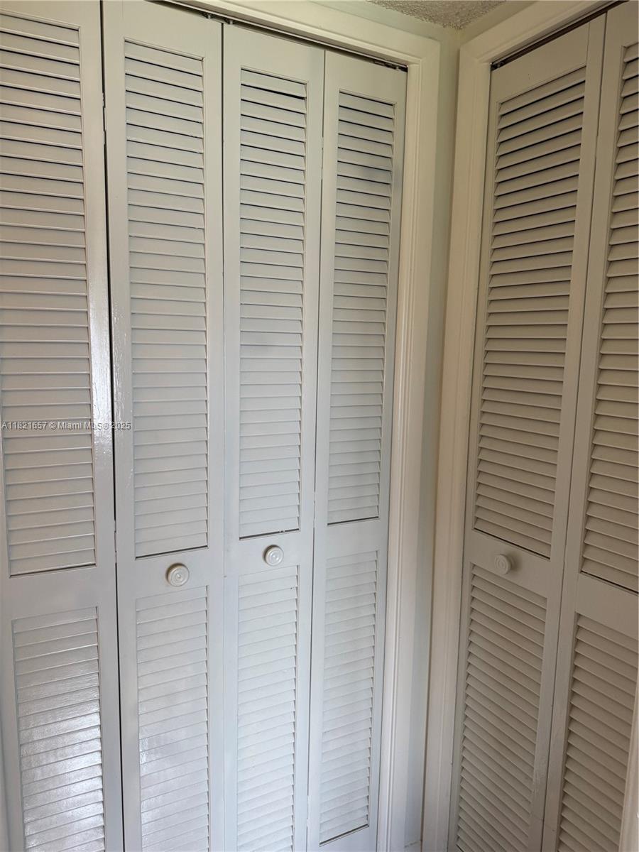 Residential, Pompano Beach, Florida image 27