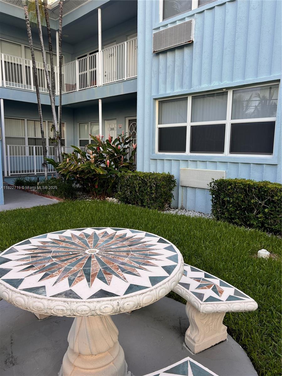 315 Van Buren St Unit 102 B, Hollywood, Florida 33019
