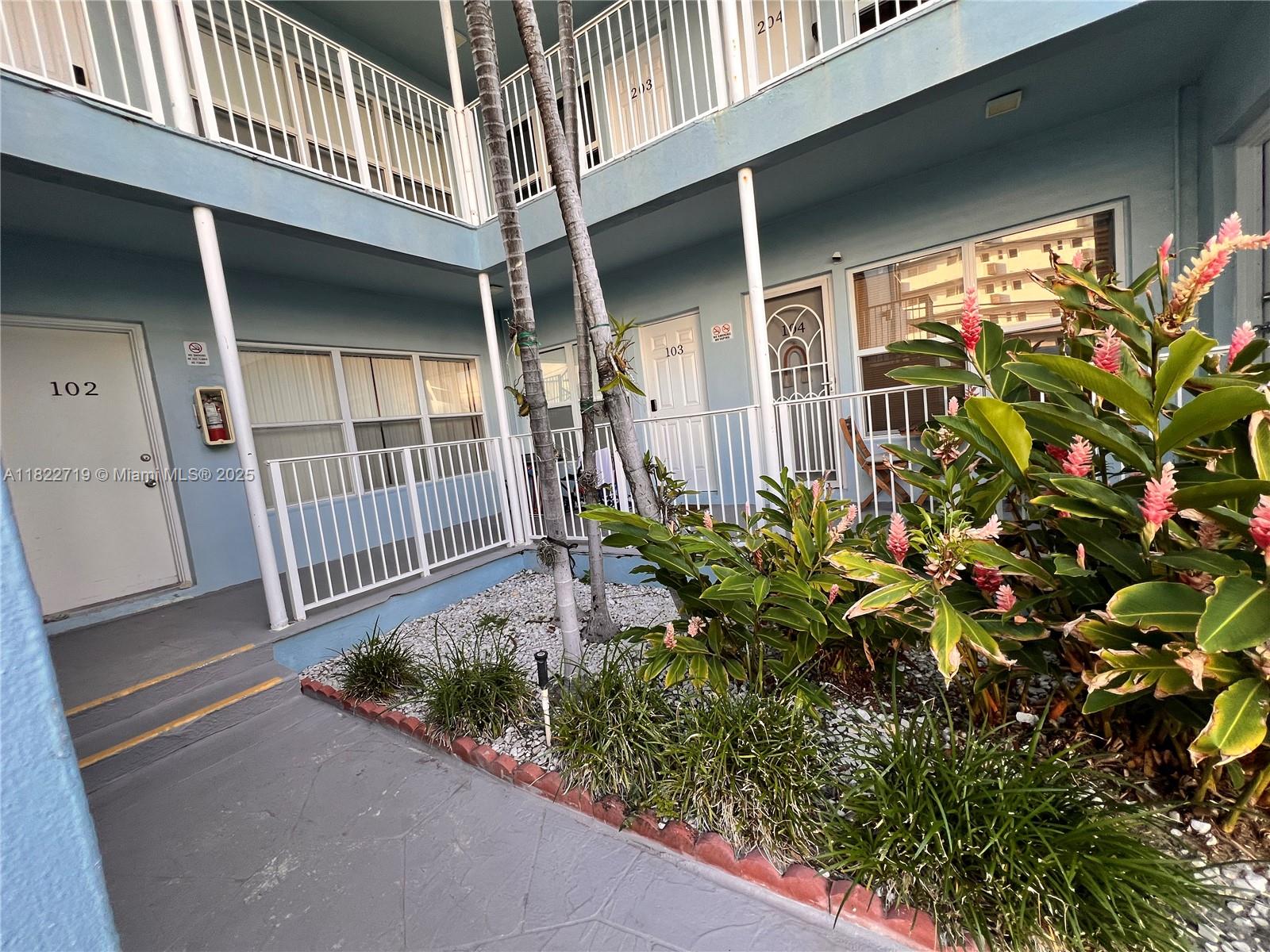 315 Van Buren St #102B, Hollywood, Florida image 2