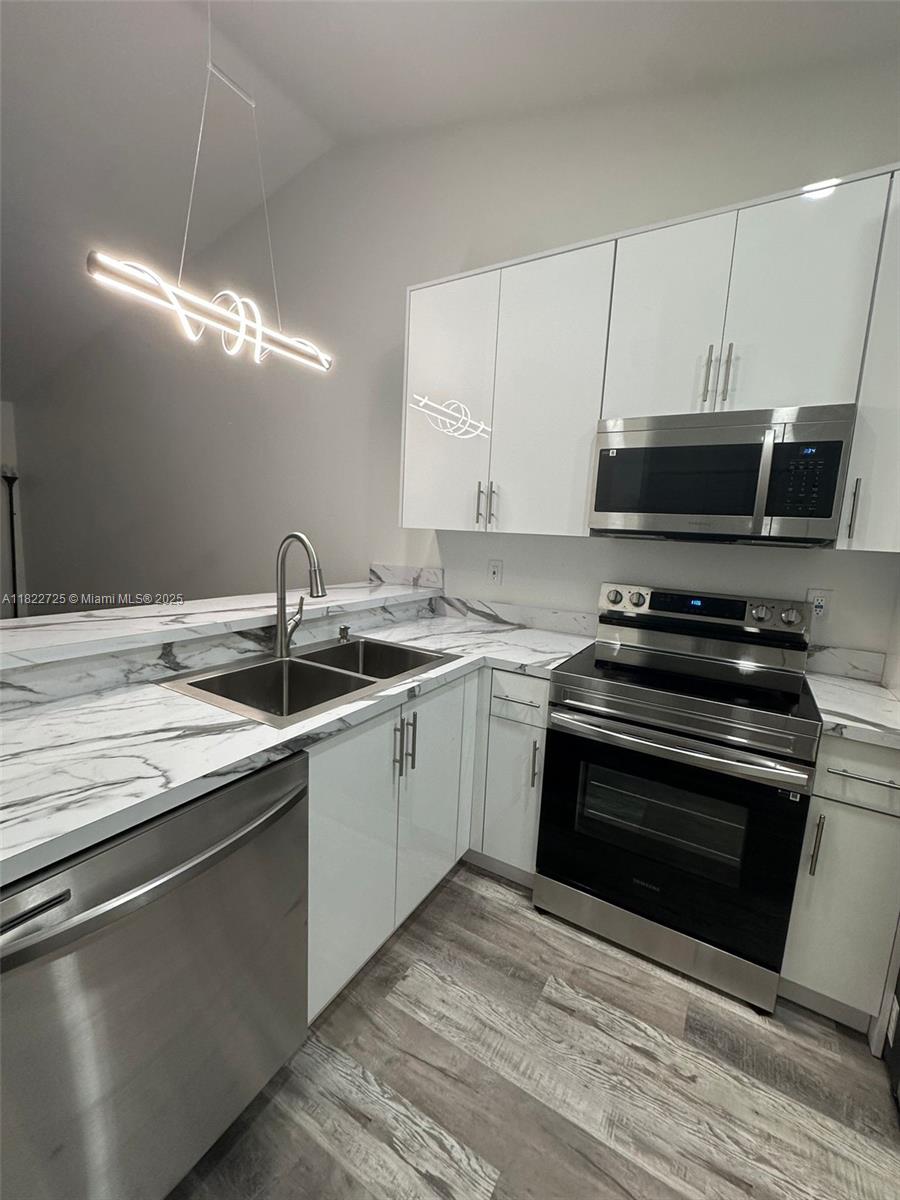 Property photo # 7