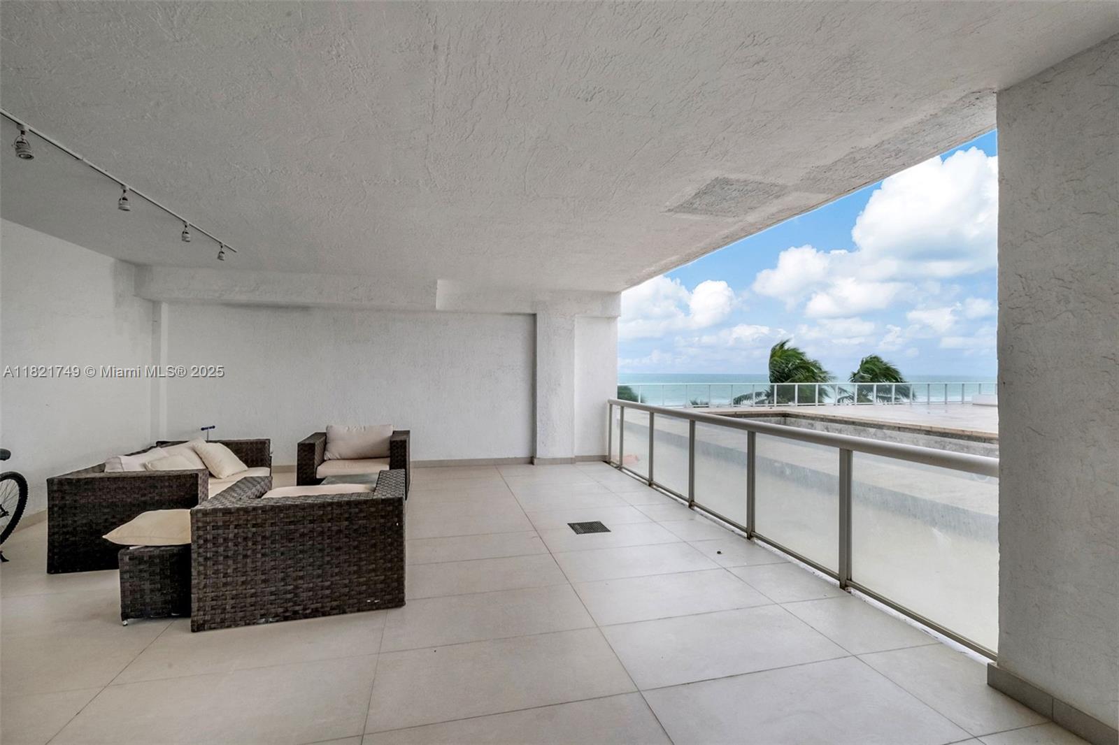 16425 Collins Ave #311, Sunny Isles Beach, Florida image 20