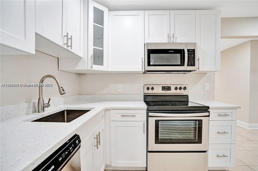 Property photo # 9