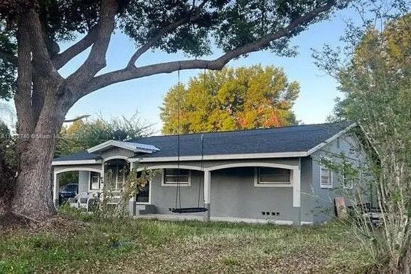 1760 N Clara Ave, Deland, Florida image 2