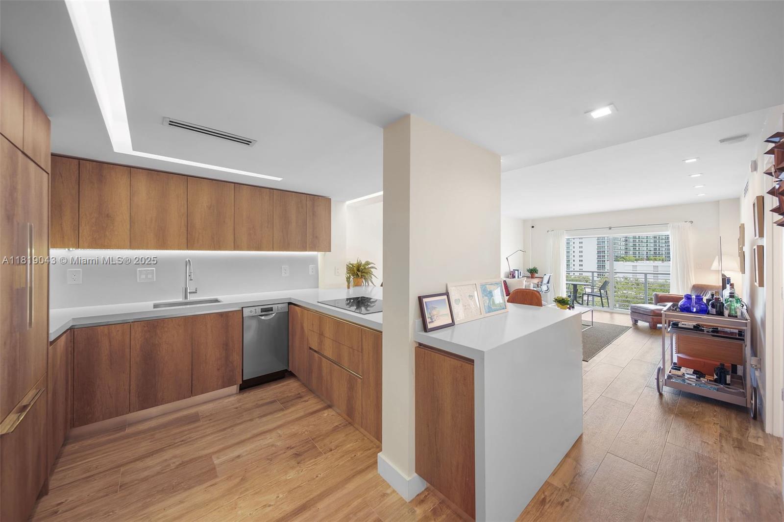 1450 Lincoln Rd #809, Miami Beach, Florida image 8
