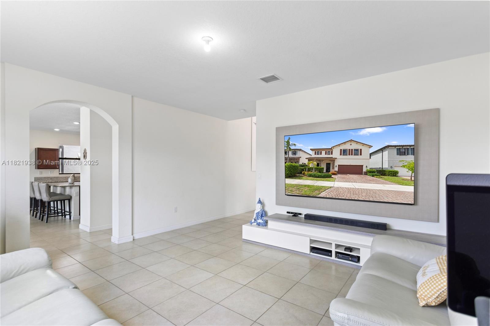 3557 W 94th Ter, Hialeah, Florida image 21